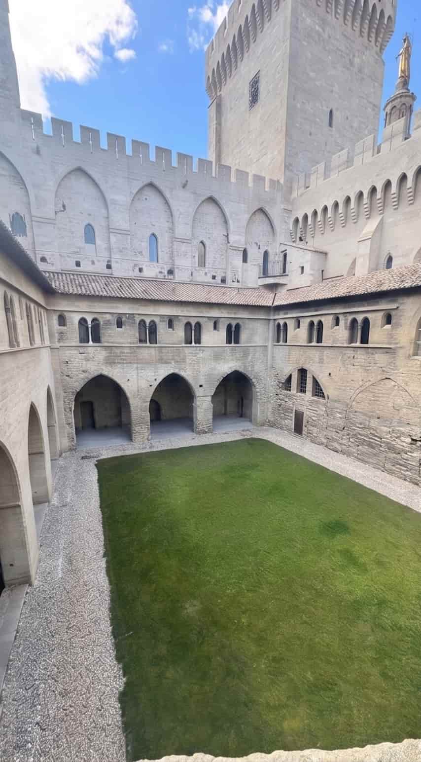 La Nuit Étoilée 2 — Palais des Papes, Avignon